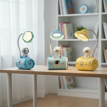 Astronaut LED desk lamp