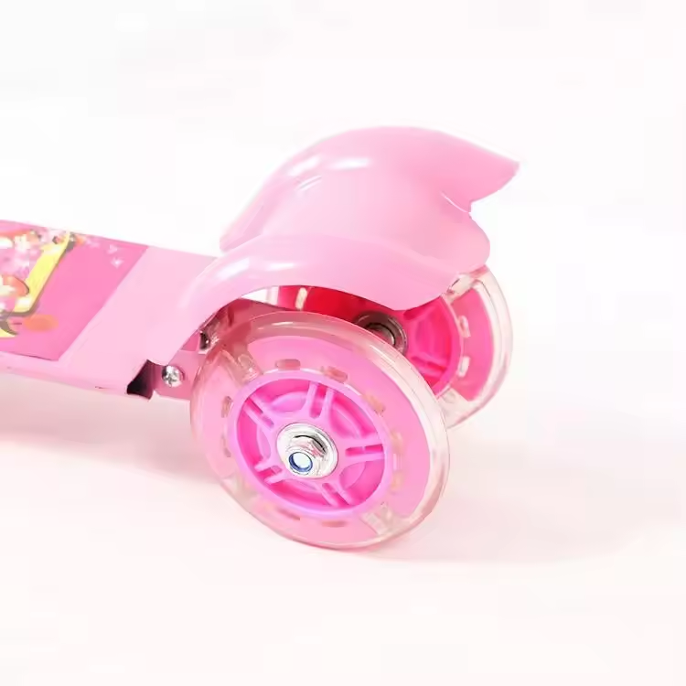 Light Wheels Kick Scooter