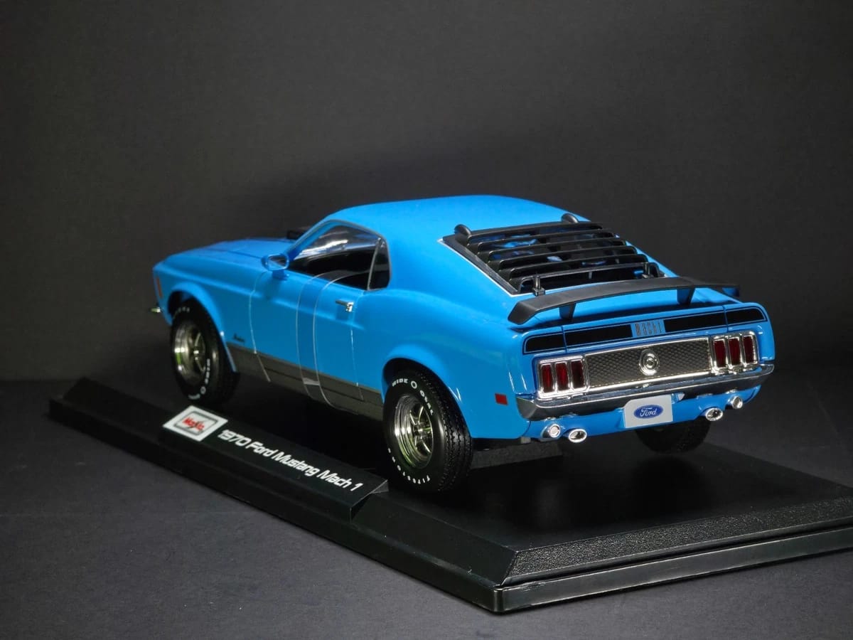 Maisto 1970 Ford Mustang Mach 1
